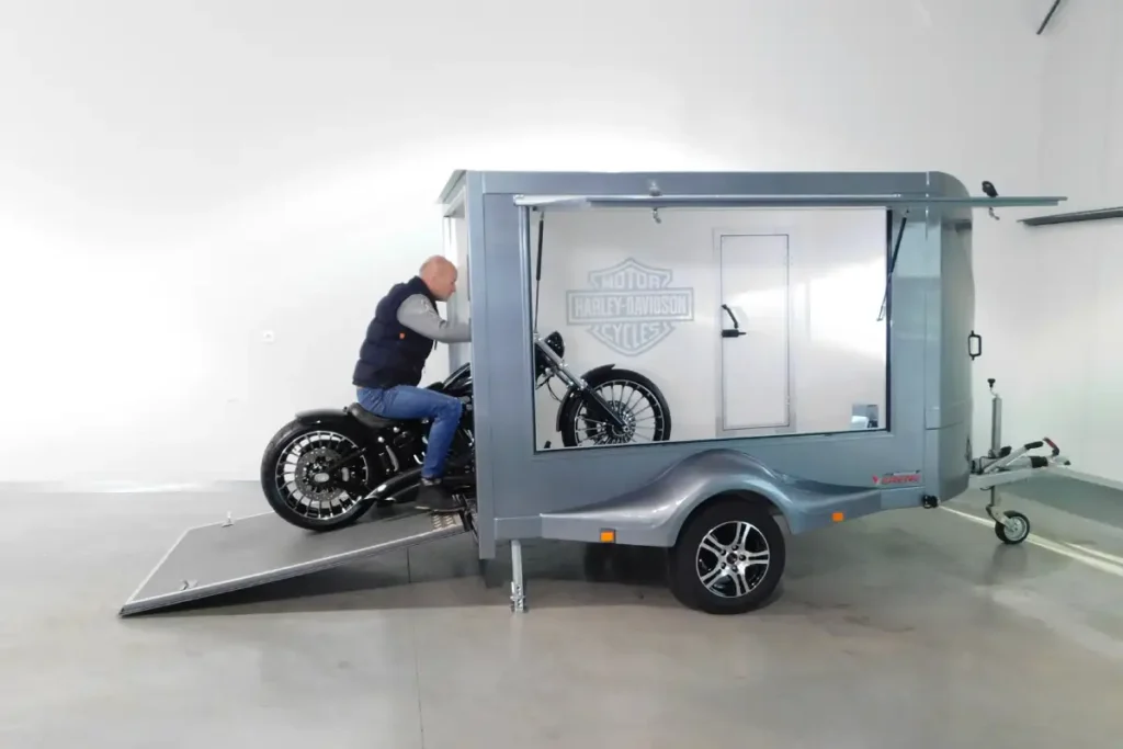 fourgon moto