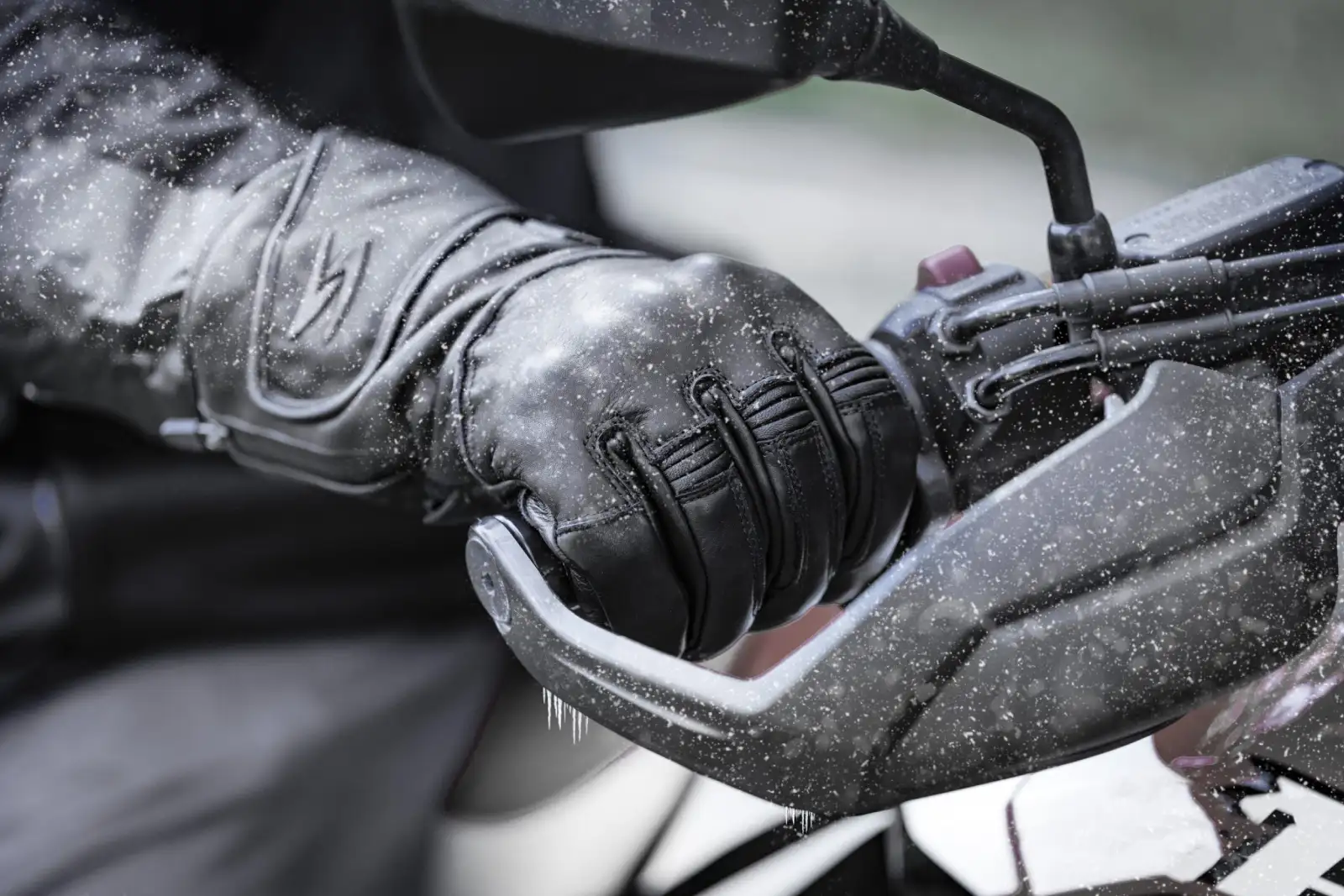 Comparatif gants moto chauffants