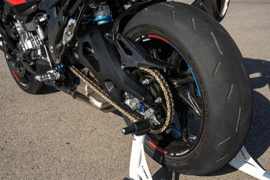 Continental to Supply Hypersport Tires for the New BMW M 1000 XR - Continental AG