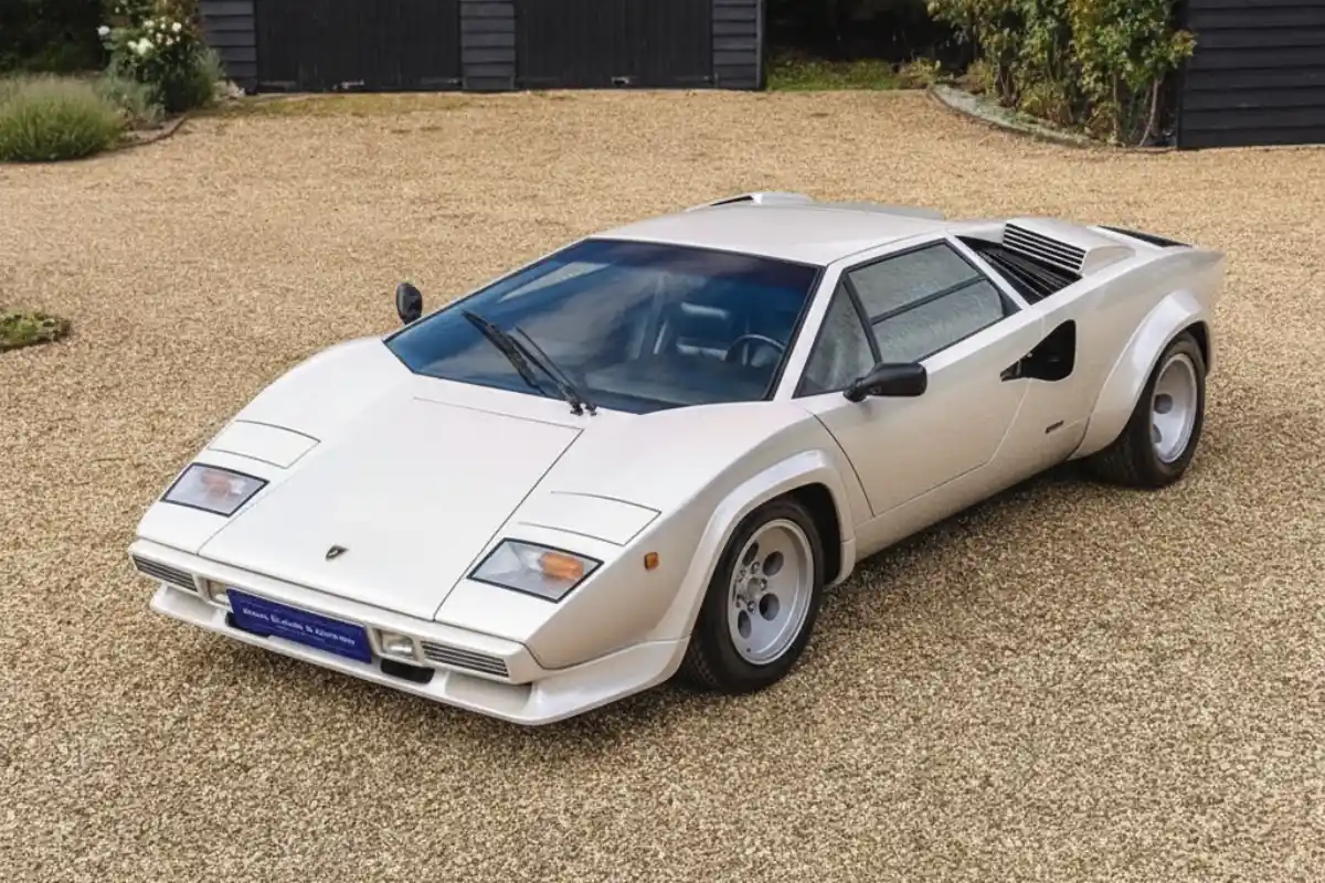 prix lamborghini countach